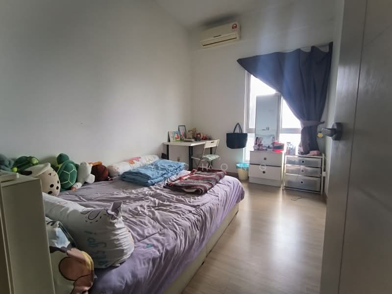 Kondominium untuk Dijual di Anyaman Residence - Ray Chong - Bedroom - PropertyGuru.com.my