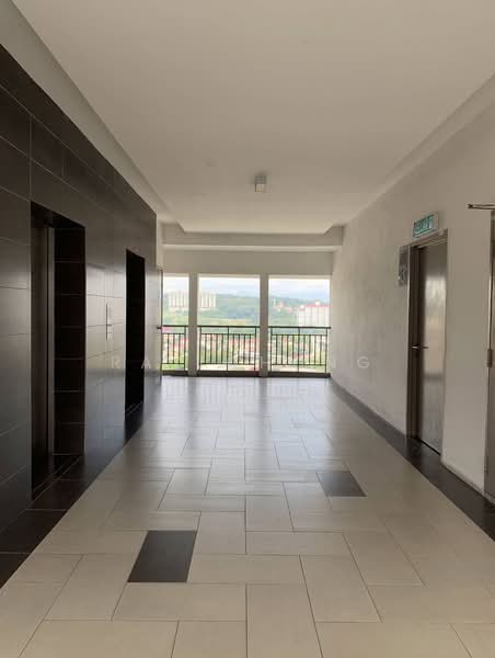 Kondominium untuk Dijual di Anyaman Residence - Ray Chong - Lift Lobby - PropertyGuru.com.my