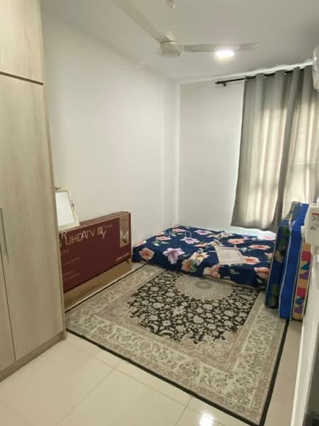 Kediaman Servis untuk Disewa di Bayu Residensi - Raymond Ho - Bedroom - PropertyGuru.com.my