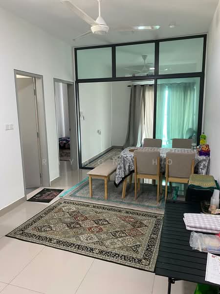 Kediaman Servis untuk Disewa di Bayu Residensi - Raymond Ho - Dining Room - PropertyGuru.com.my