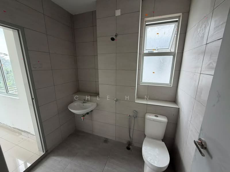 Rumah Teres 2-Tingkat untuk Dijual di Amverton Hills (Sungai Buloh) - Chee Hin - Bathroom - PropertyGuru.com.my