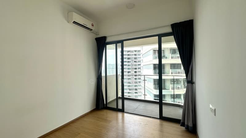 Condominium for Sale at Bay Point @ Country Garden Danga Bay - CS Tan - Balcony - PropertyGuru.com.my