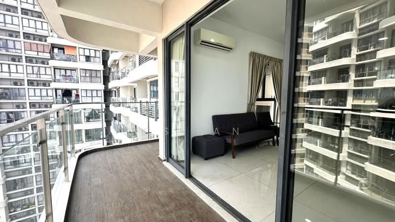 Condominium for Sale at Bay Point @ Country Garden Danga Bay - CS Tan - Balcony - PropertyGuru.com.my