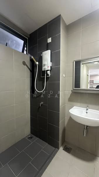 Service Residence for Sale at Sunway Gandaria - Hamdan Ghazali - Bathroom - PropertyGuru.com.my