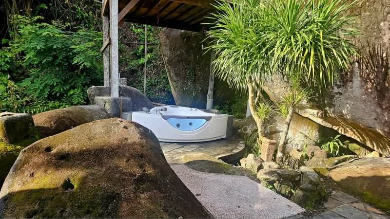Hotel / Resort untuk Dijual di Pulau Tioman (Pahang) - Mohammad Omar - PropertyGuru.com.my