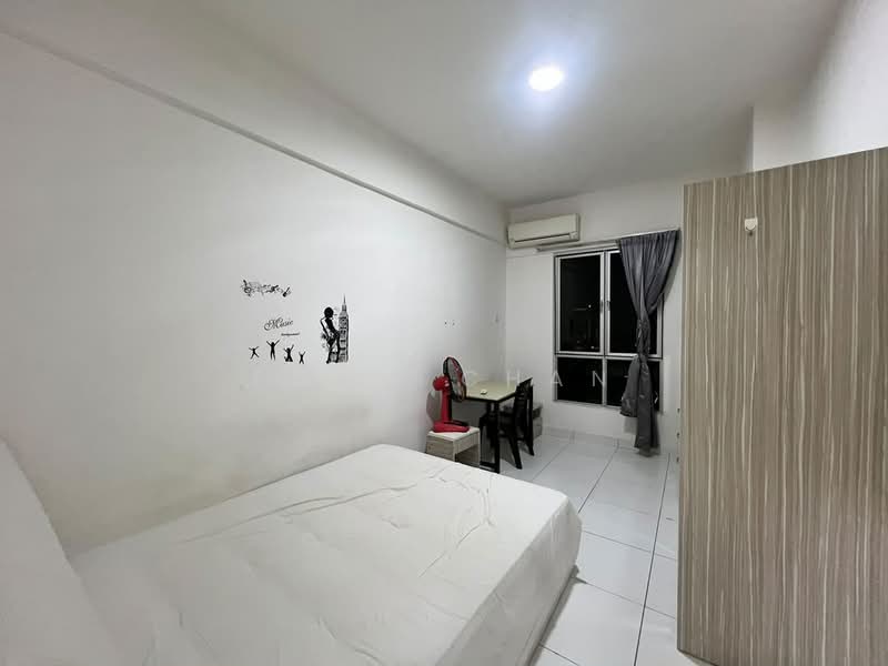Condominium for Rent at Elit Heights @ Bayan City - Emma Chan - Bedroom - PropertyGuru.com.my