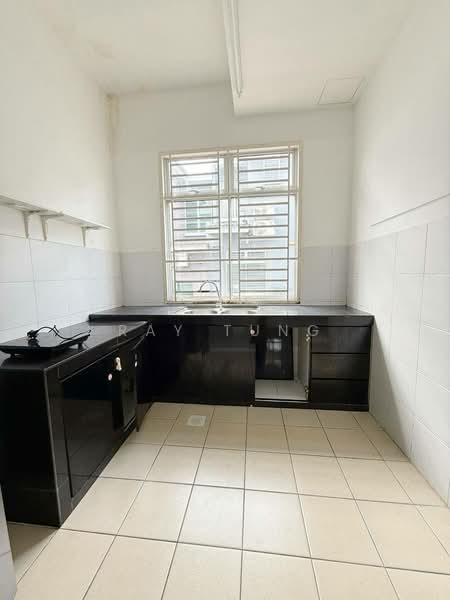 2-storey Terraced House for Sale in Taman Desa Tebrau (Tebrau) - Ray Tung - Kitchen - PropertyGuru.com.my