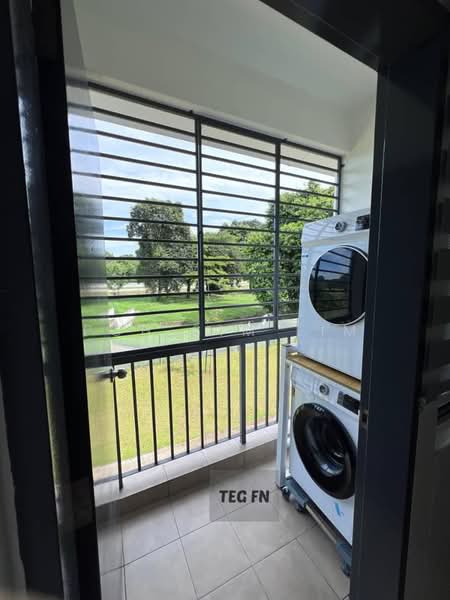 Rumah Bandar untuk Disewa di Pelabuhan Klang (Selangor) - Poh Sim Lim - Balcony - PropertyGuru.com.my