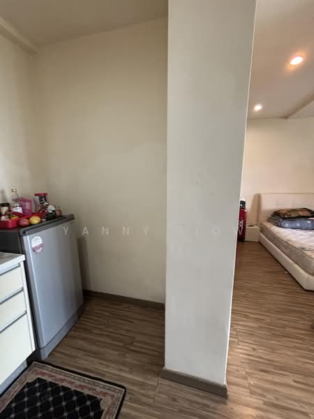 Kediaman Servis untuk Dijual di Zen Suites @ Zetapark - Yanny Siow - Bedroom - PropertyGuru.com.my