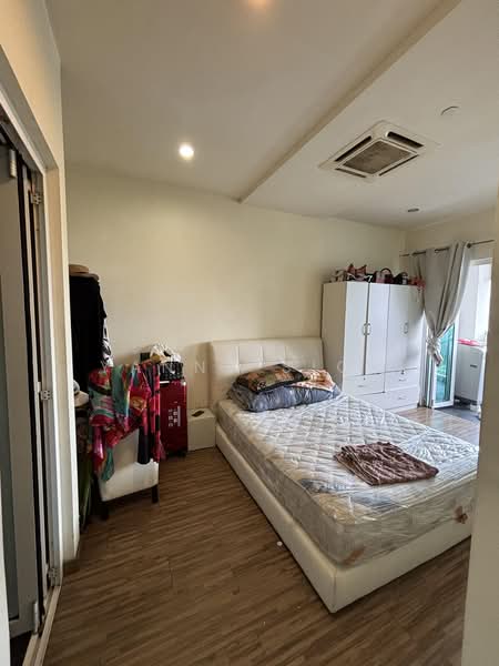 Kediaman Servis untuk Dijual di Zen Suites @ Zetapark - Yanny Siow - Bedroom - PropertyGuru.com.my
