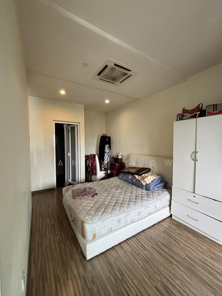 Kediaman Servis untuk Dijual di Zen Suites @ Zetapark - Yanny Siow - Bedroom - PropertyGuru.com.my