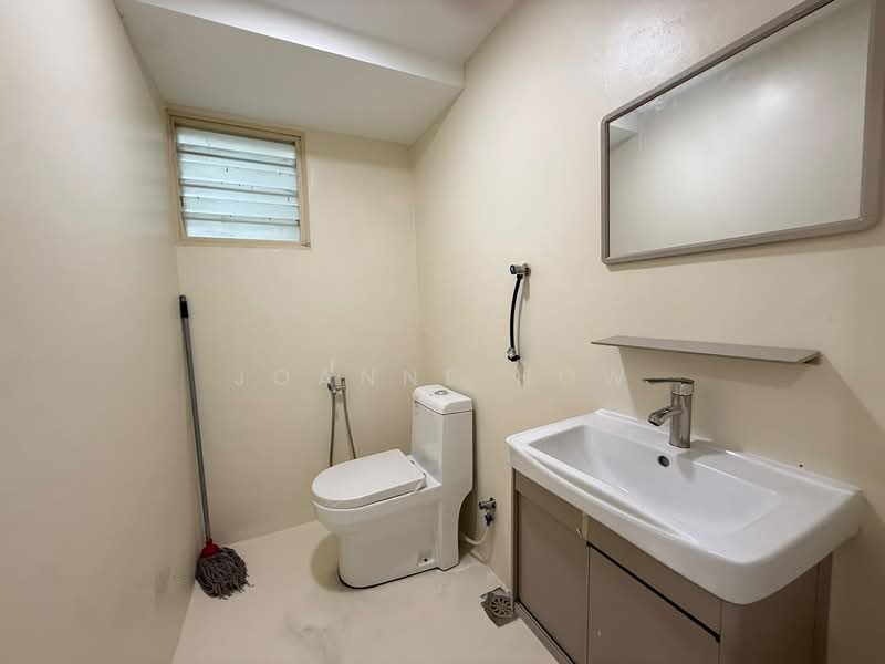Pangsapuri untuk Dijual di Hilir Kota 1 - Joanne How - Bathroom - PropertyGuru.com.my