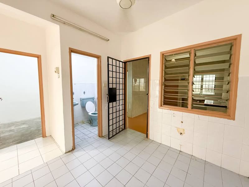 2-storey Terraced House for Sale in Sungai Buloh (Selangor) - Azmi . - PropertyGuru.com.my