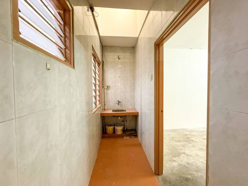 2-storey Terraced House for Sale in Sungai Buloh (Selangor) - Azmi . - PropertyGuru.com.my