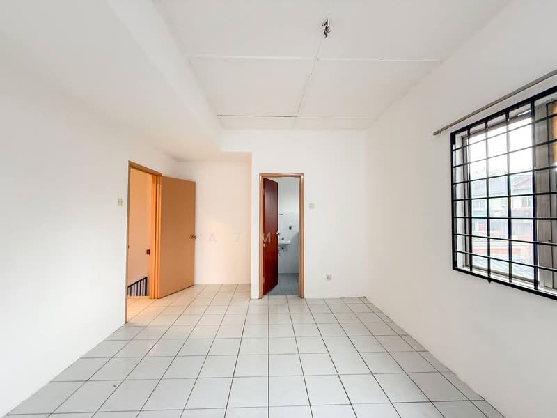 2-storey Terraced House for Sale in Sungai Buloh (Selangor) - Azmi . - PropertyGuru.com.my