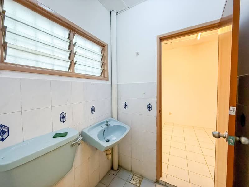 2-storey Terraced House for Sale in Sungai Buloh (Selangor) - Azmi . - PropertyGuru.com.my
