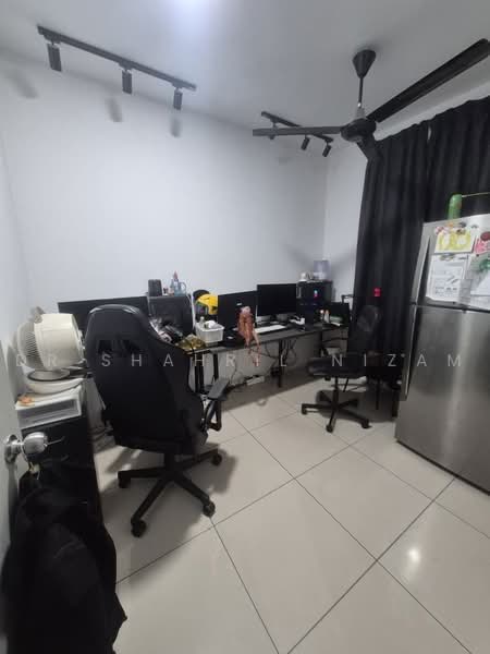 Terraced House for Sale in Kuala Selangor (Selangor) - Dr Shahril Nizam - Study - PropertyGuru.com.my