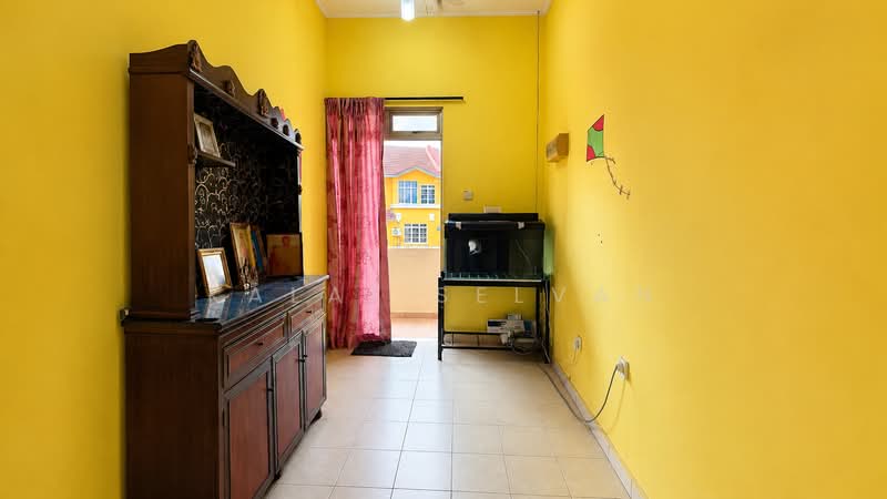 Rumah Teres 3-Tingkat untuk Dijual di Taman Perling (Perling) - Kalai Selvan - Balcony - PropertyGuru.com.my