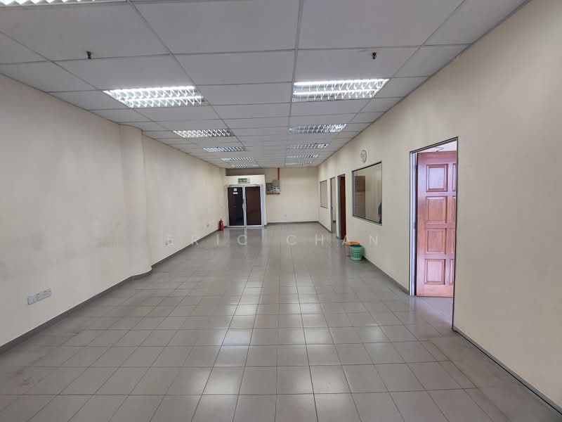Warehouse for Rent in Jalan Klang Lama (Old Klang Road) (Kuala Lumpur) - Eric Chan - Interior - PropertyGuru.com.my