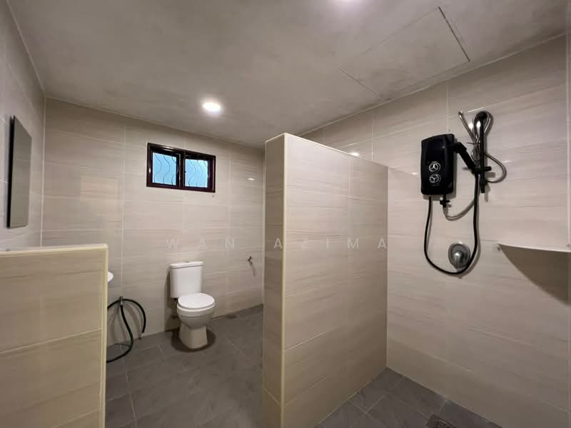 Rumah Teres 3-Tingkat untuk Dijual di Sierramas (Sungai Buloh) - Wan Azima - Bathroom - PropertyGuru.com.my
