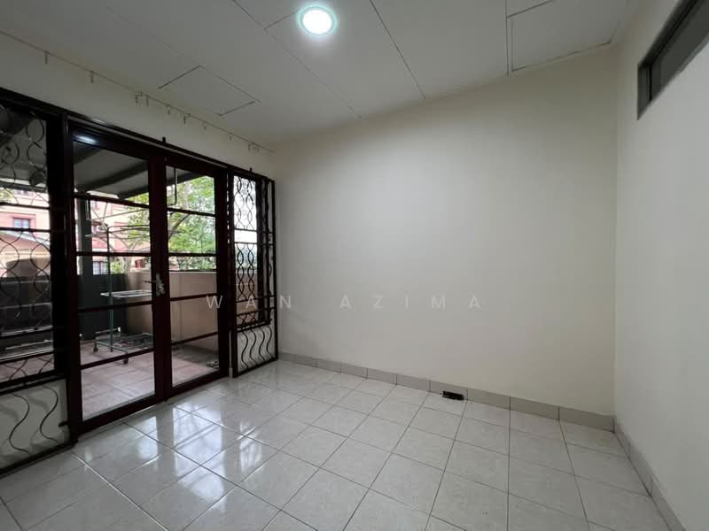 Rumah Teres 3-Tingkat untuk Dijual di Sierramas (Sungai Buloh) - Wan Azima - Balcony - PropertyGuru.com.my