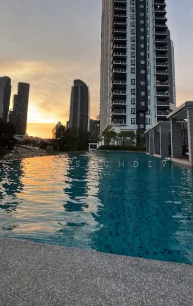 Kediaman Servis untuk Dijual di Met 1 Residences - Amy Sachdev - Exterior - PropertyGuru.com.my