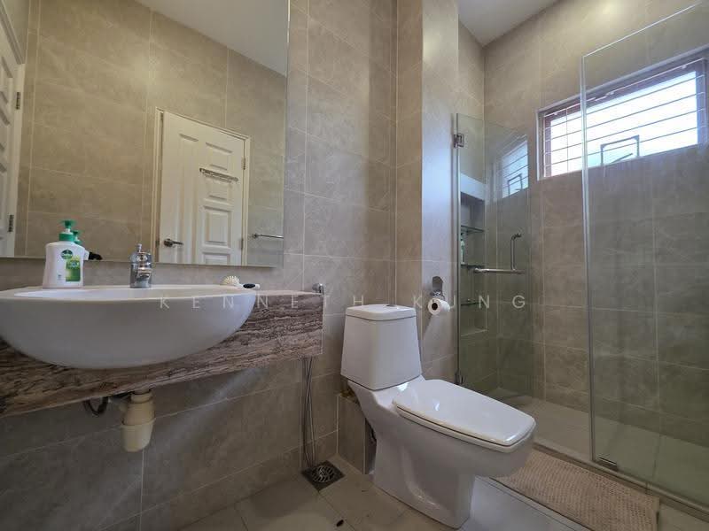 Rumah Berkembar untuk Dijual di Permai Jaya (Tanjung Bungah) - Kenneth Kung - Bathroom - PropertyGuru.com.my