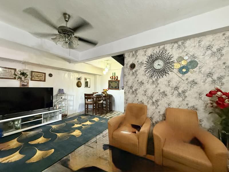 Rumah Teres 2-Tingkat untuk Dijual di Kampung Gombak Indah (Batu Caves) - Izzaza Izzati - Living Room - PropertyGuru.com.my