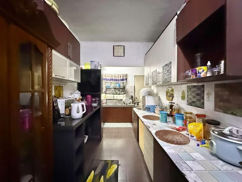 Rumah Teres 2-Tingkat untuk Dijual di Kampung Gombak Indah (Batu Caves) - Izzaza Izzati - Kitchen - PropertyGuru.com.my