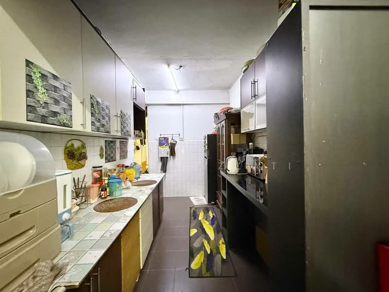 Rumah Teres 2-Tingkat untuk Dijual di Kampung Gombak Indah (Batu Caves) - Izzaza Izzati - Kitchen - PropertyGuru.com.my