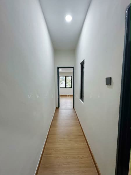 Rumah Teres 2-Tingkat untuk Dijual di Taman Sentosa (Johor Bahru) - Melinda Ee - Corridor - PropertyGuru.com.my