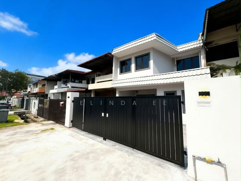 Rumah Teres 2-Tingkat untuk Dijual di Taman Sentosa (Johor Bahru) - Melinda Ee - Exterior - PropertyGuru.com.my