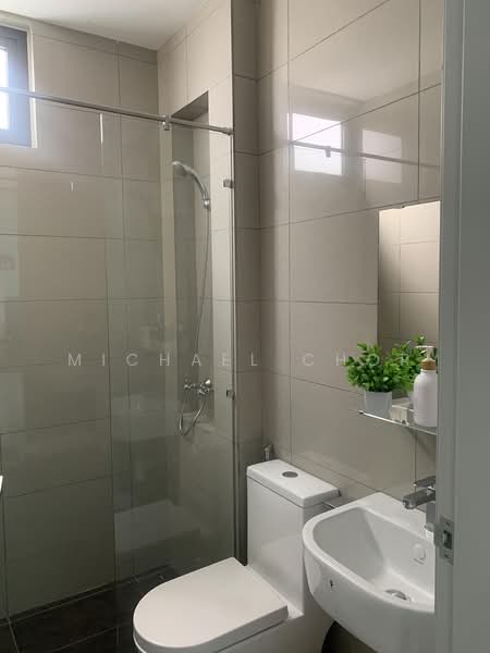 Kediaman Servis untuk Dijual di PJ Midtown - Michael Chor - Bathroom - PropertyGuru.com.my