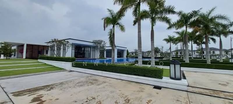 Semi-Detached House for Sale in Puncak Alam (Selangor) - Kenny Choo - Exterior - PropertyGuru.com.my