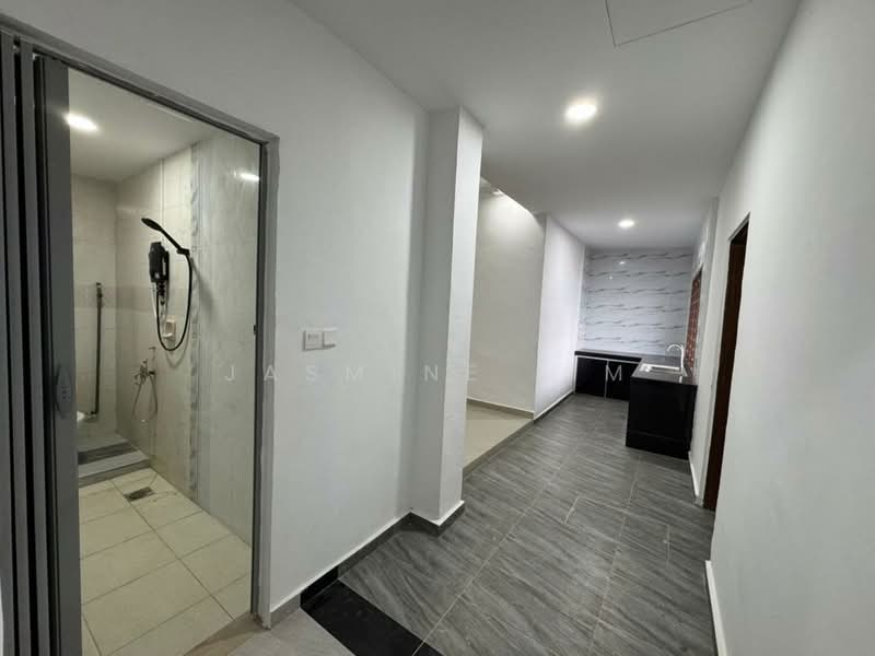 2-storey Terraced House for Sale in Taman Johor Jaya (Johor Bahru) - Jasmine Lim - Bathroom - PropertyGuru.com.my