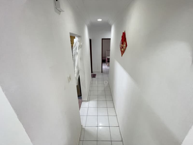 Condominium for Sale at Casa Mila Victoria - MY Loh - Corridor - PropertyGuru.com.my