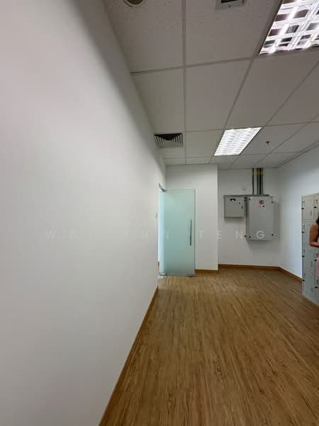 Pejabat untuk Disewa di KL Eco City (Kuala Lumpur) - Wai Ann Teng - Corridor - PropertyGuru.com.my
