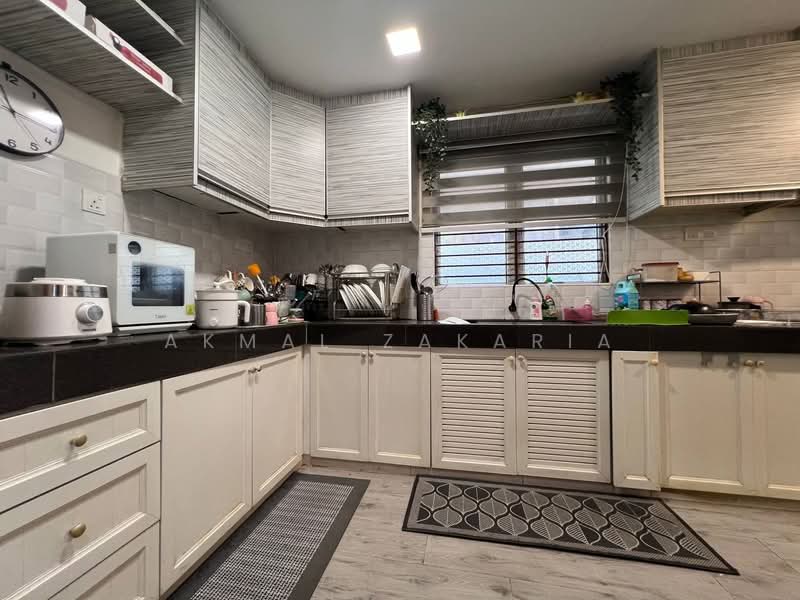 Rumah Berkembar untuk Dijual di Bangi (Selangor) - Akmal Zakaria - PropertyGuru.com.my