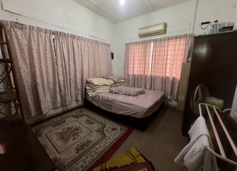 Rumah Teres 1-Tingkat untuk Dijual di Taman Bukit Mutiara (Kajang) - Celestine Ting - Bedroom - PropertyGuru.com.my