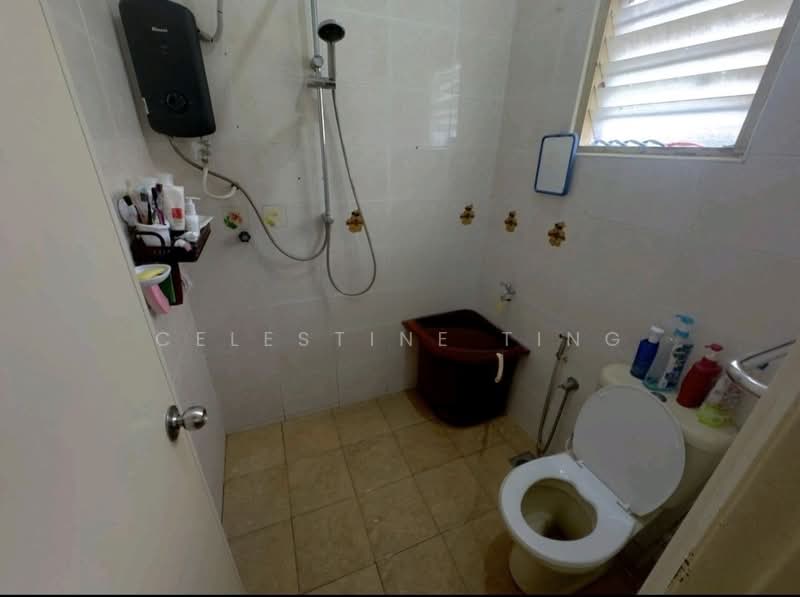 Rumah Teres 1-Tingkat untuk Dijual di Taman Bukit Mutiara (Kajang) - Celestine Ting - Bathroom - PropertyGuru.com.my