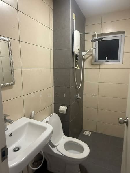 Kondominium untuk Disewa di The Holmes 1 - Geoff Lim - Bathroom - PropertyGuru.com.my