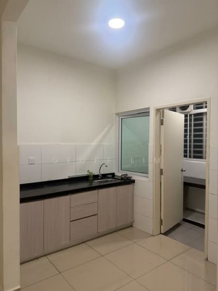 Kondominium untuk Disewa di The Holmes 1 - Geoff Lim - Kitchen - PropertyGuru.com.my