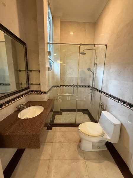 Bungalow House for Rent in Ukay Heights (Ampang) - J Chee - Bathroom - PropertyGuru.com.my