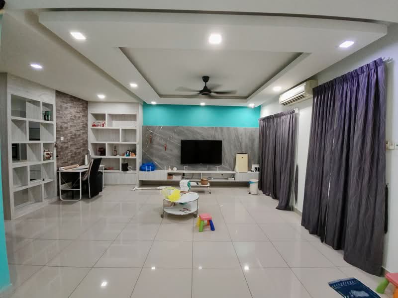 2-storey Terraced House for Sale in Klang (Selangor) - Shue Tan - Living Room - PropertyGuru.com.my