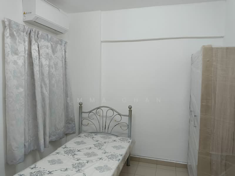 Rumah Flat untuk Disewa di Desa Airmas Flat - Emma Chan - Bedroom - PropertyGuru.com.my