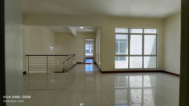 3-storey Terraced House for Rent in Puchong (Selangor) - Teresa Ng - 2nd Floor Family Hall - PropertyGuru.com.my