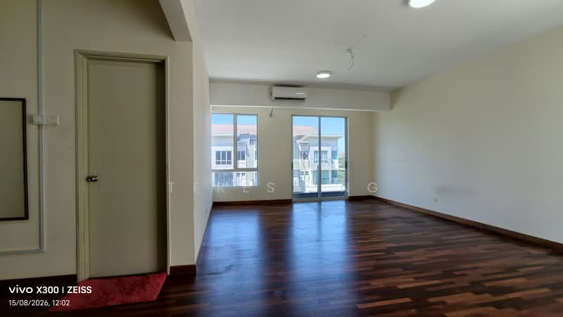 3-storey Terraced House for Rent in Puchong (Selangor) - Teresa Ng - 2nd Floor Bedroom - PropertyGuru.com.my