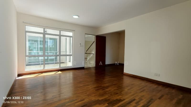 3-storey Terraced House for Rent in Puchong (Selangor) - Teresa Ng - 1st Floor Bedroom - PropertyGuru.com.my