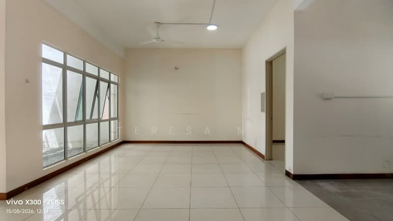 3-storey Terraced House for Rent in Puchong (Selangor) - Teresa Ng - Dinning Hall - PropertyGuru.com.my