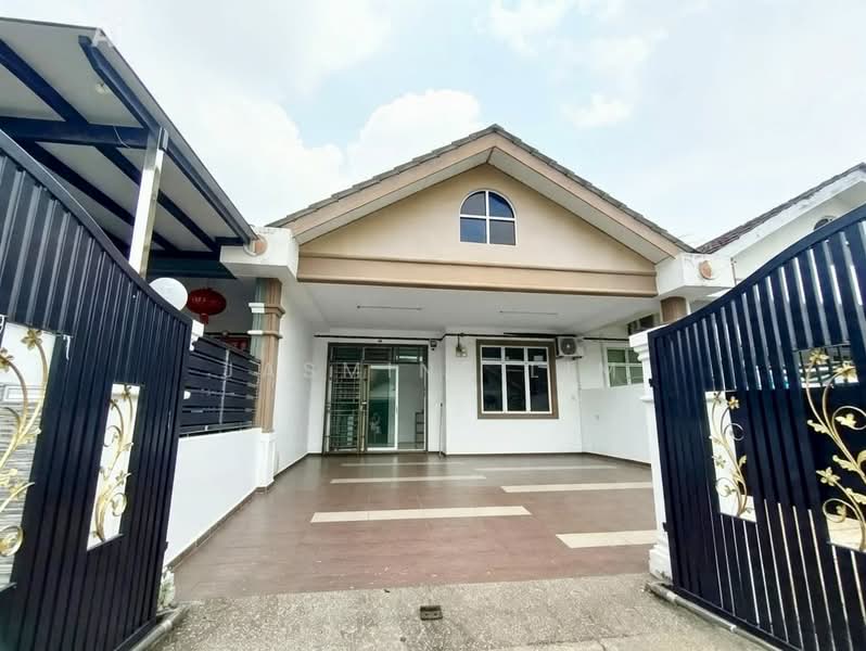 1-storey Terraced House for Sale in Taman Nusa Bestari 2 (Iskandar Puteri (Nusajaya)) - Jasmine Lim - Exterior - PropertyGuru.com.my